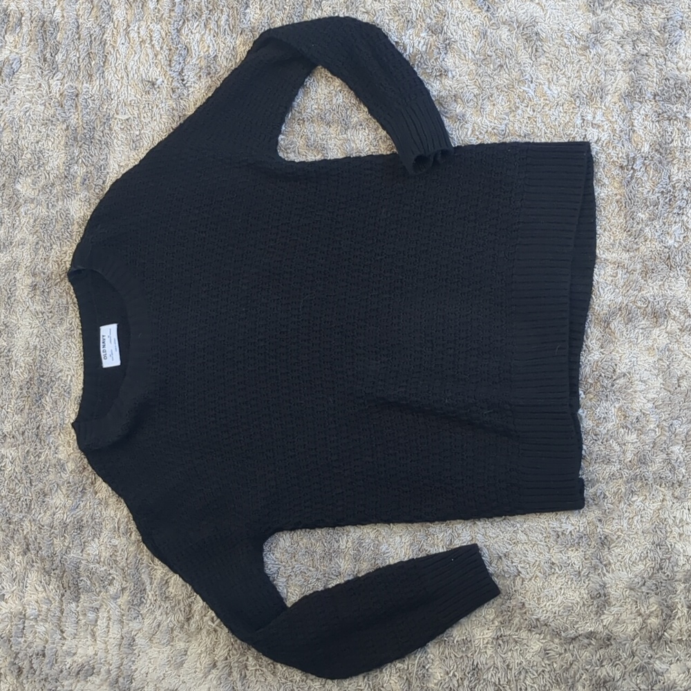 Old navy knit sweater / black / size M